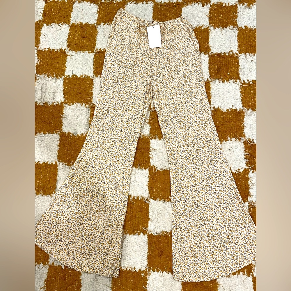 Flowy patterned pants - Picture 2 of 3